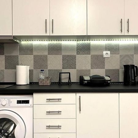 Pame Rentals - Ideal For 2 In Pagrati Афины Экстерьер фото